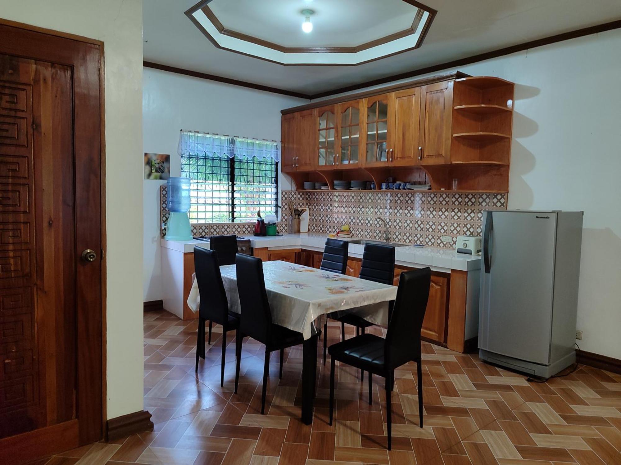 E&N Paradise Island Resort Siquijor Bilik gambar